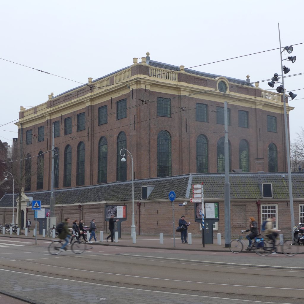 Die Portugiesische Synagoge Amsterdams, genannt Esnoga. Die Einweihung fand am 2. August 1675 statt. 